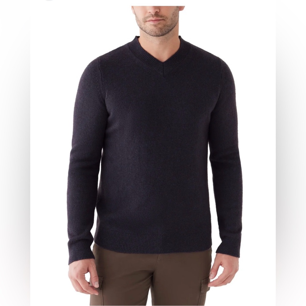 Frank and Oak‎ V-Neck lightweight wool sweater black size large